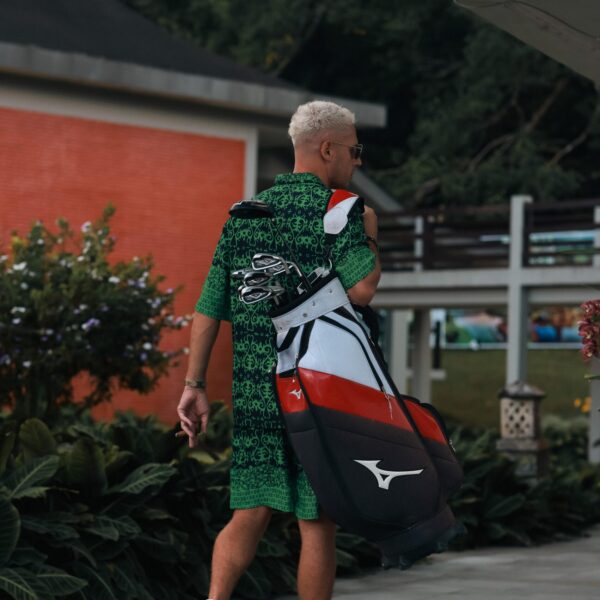 Shorts_Shirt_rear_view_green_black