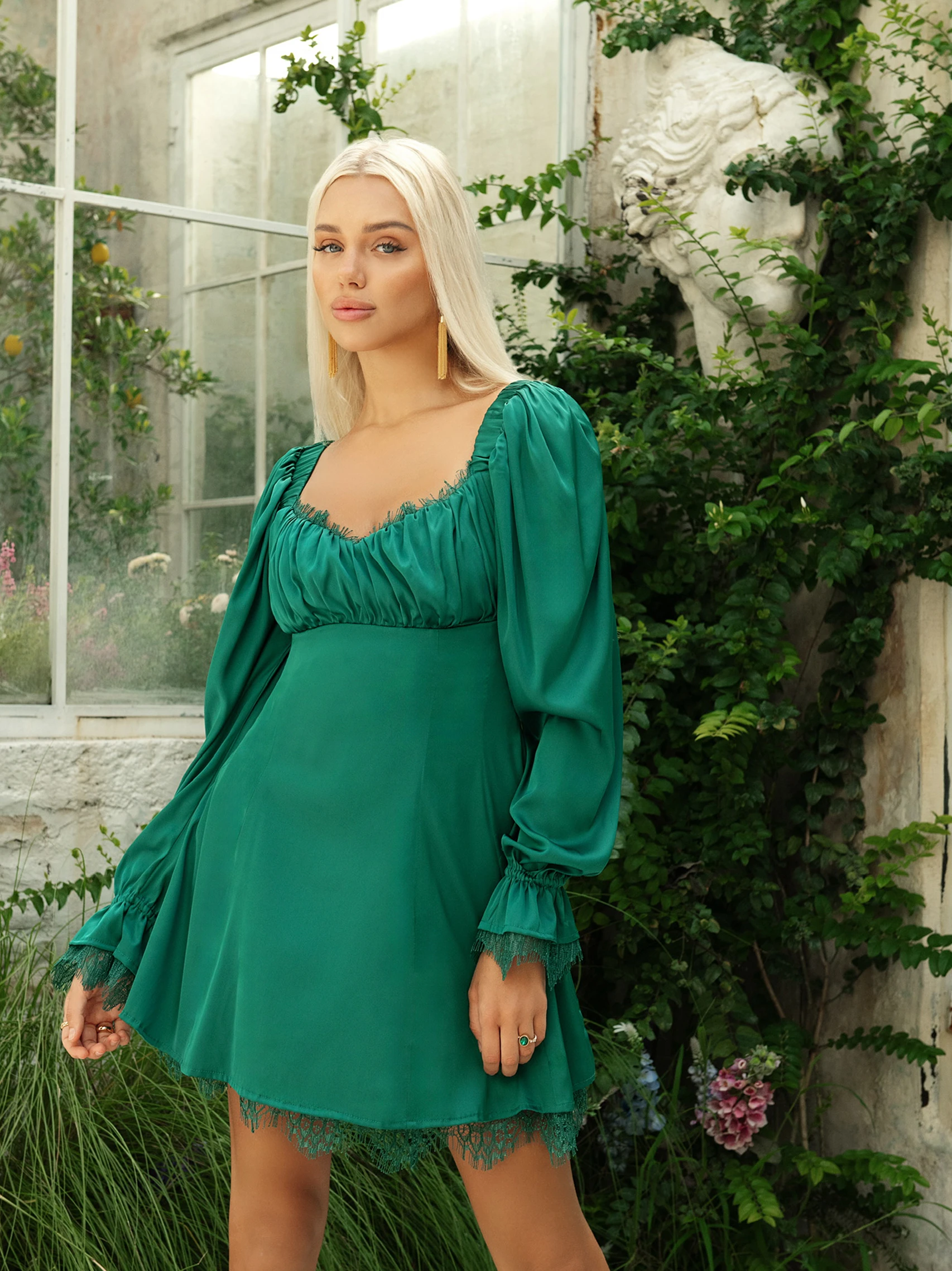 lace_romance_dress-view_close-emerald